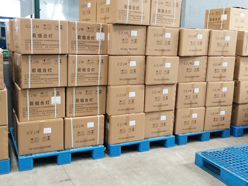 塑料托盤應用於燈具行（háng）業