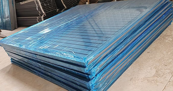 電（diàn）動百葉窗打包