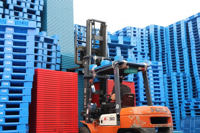 塑（sù）料托盤行（háng）業發展